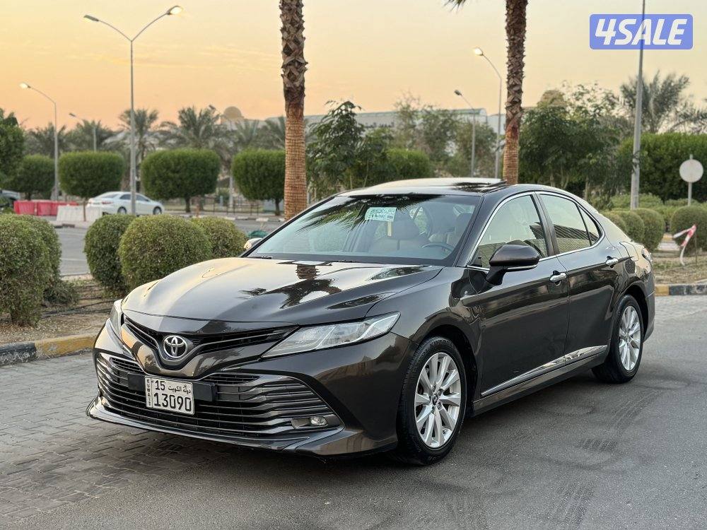 تويوتا كامري GLE موديل 2019 كامل المواصفات0