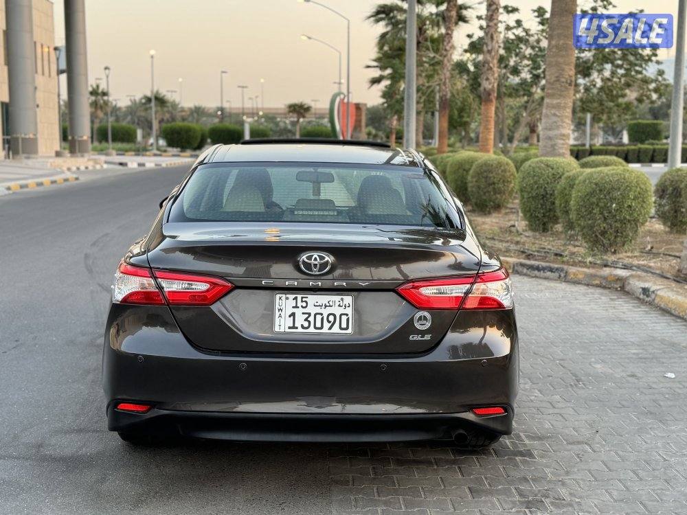تويوتا كامري GLE موديل 2019 كامل المواصفات4