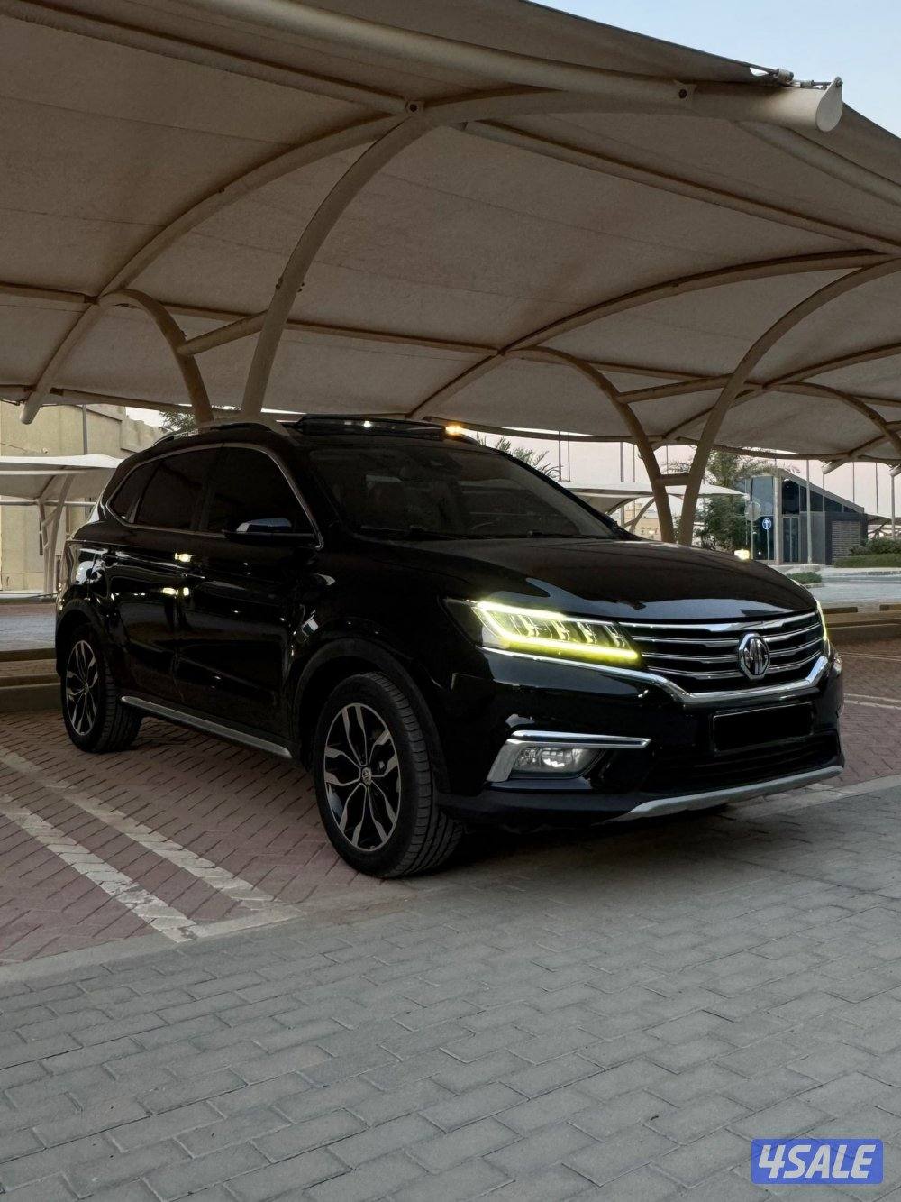 السلام عليكم للبيع RX5 شرط الفحص بل كامل لا أرغب بل بدل0