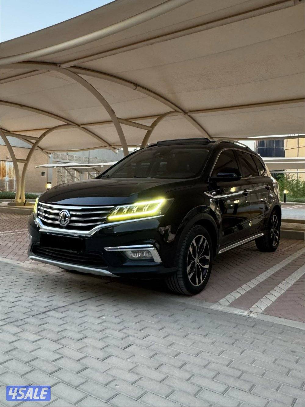 السلام عليكم للبيع RX5 شرط الفحص بل كامل لا أرغب بل بدل1