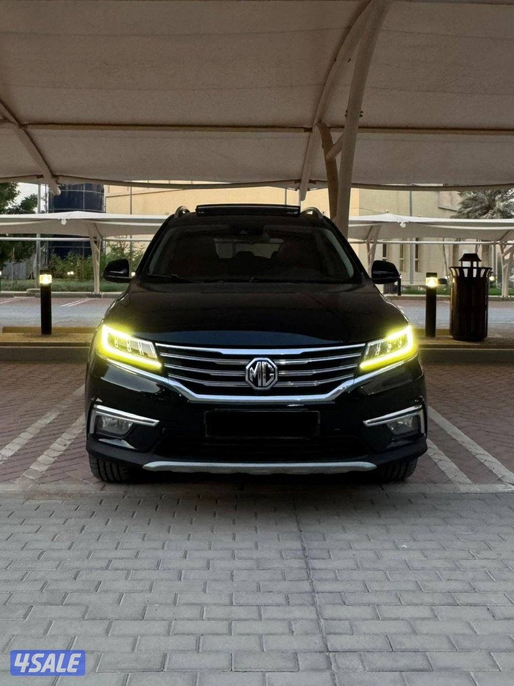 السلام عليكم للبيع RX5 شرط الفحص بل كامل لا أرغب بل بدل2