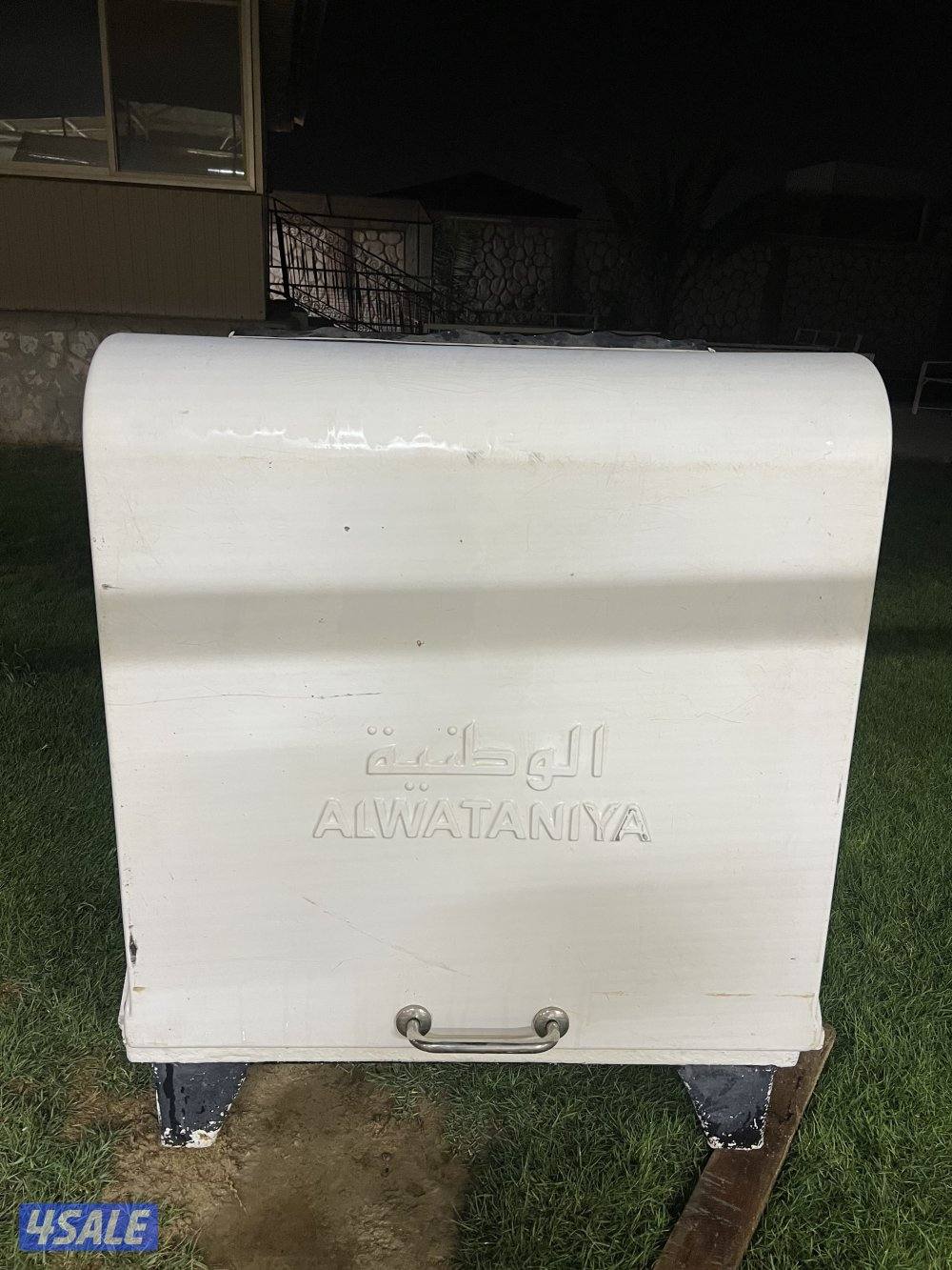 للبيع تكرمون حمام الكشتات من صناعات الوطنيه فيبر كلاس0