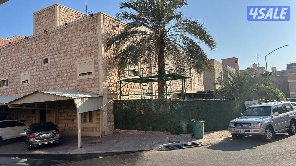 للبيع بيت صباح السالم ق8/ والعدان ق3 / مبارك الكبير ق3 /والقرين ق51