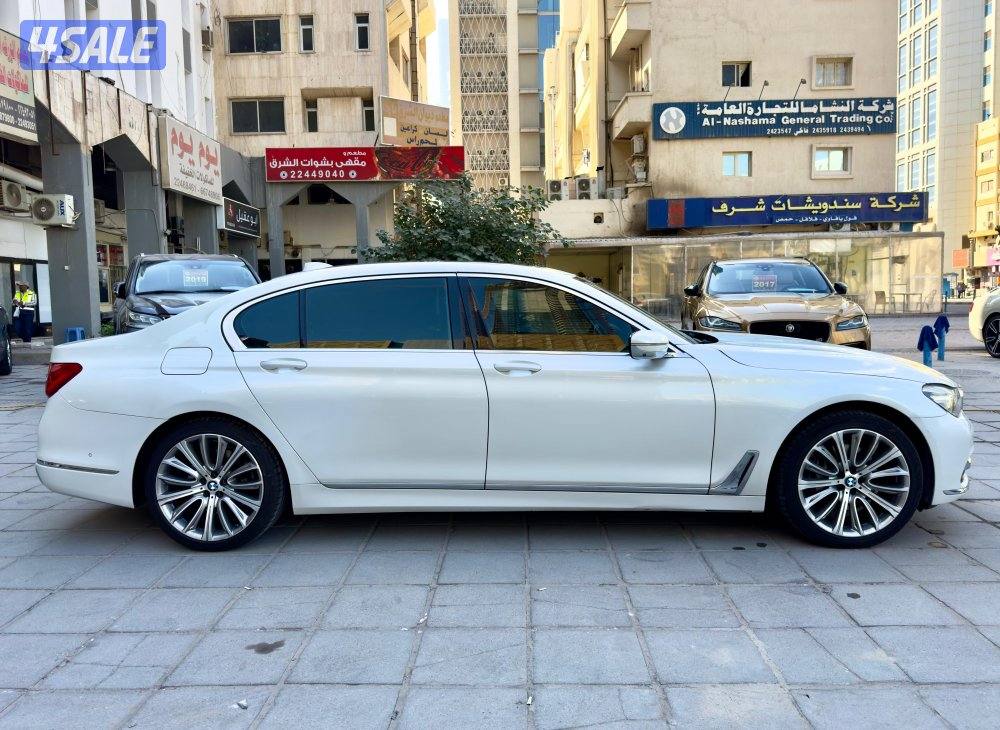 بي أم 740li/ موديل 2018/ عداد 174 ألف/ سيرفس الغانم4