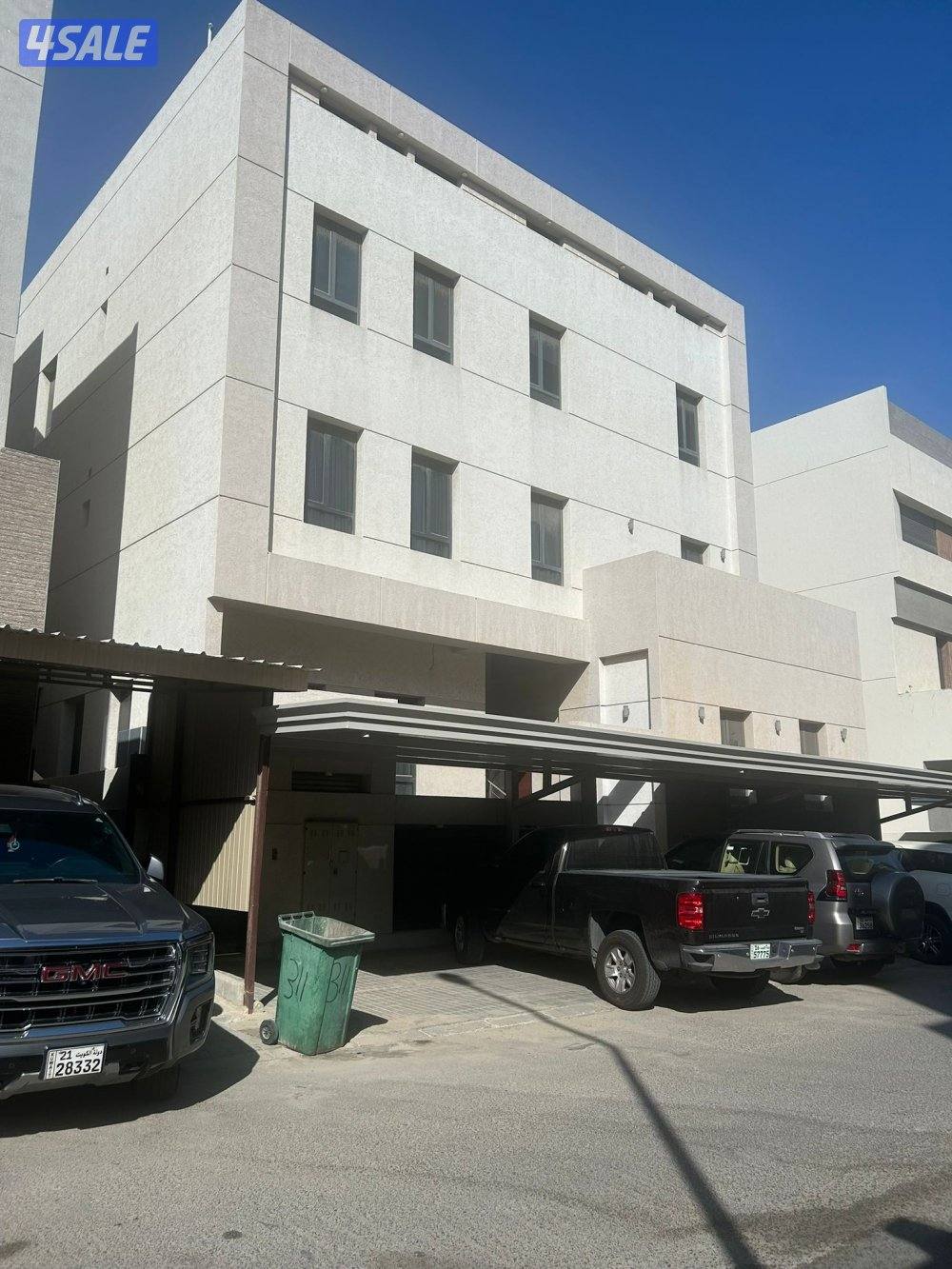 للبيع فيلا في ضاحية أبوفطيرة0