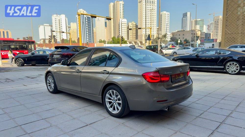بي أم 318 i/ موديل 2018/ عداد 117 ألف/ وكالة الكويت4