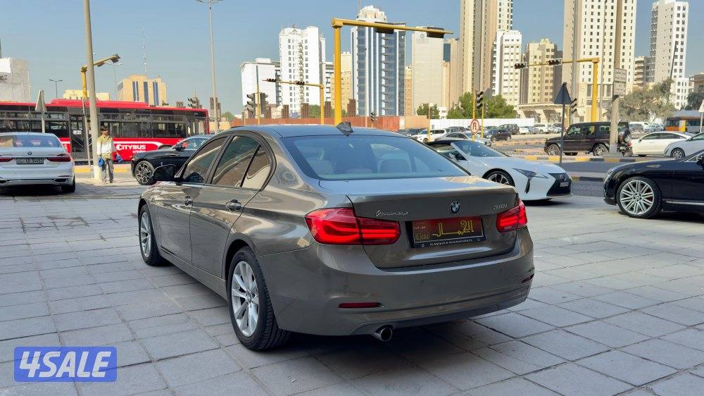 بي أم 318 i/ موديل 2018/ عداد 117 ألف/ وكالة الكويت6