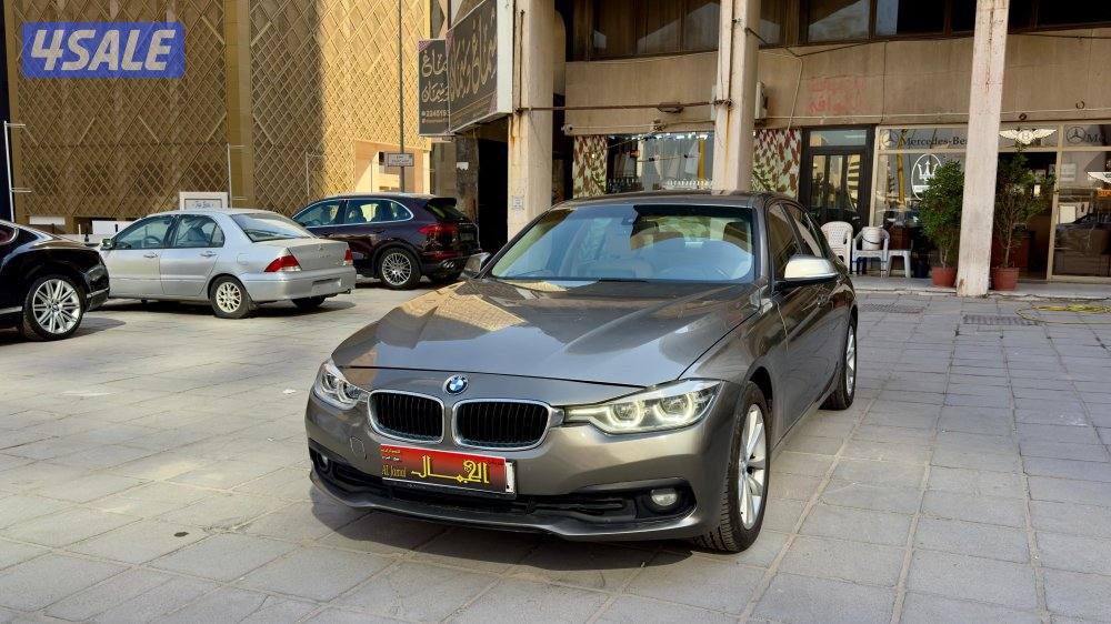 بي أم 318 i/ موديل 2018/ عداد 117 ألف/ وكالة الكويت14