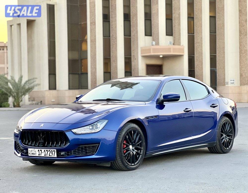 موديل ٢٠٢٠ بحالة ممتازه صبغ الوكالة عداد ٤٢ الف7