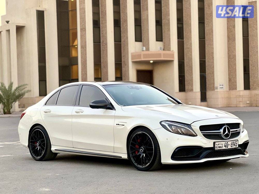 وكالة الكويت مالك اول بحالة ممتازه موديل ٢٠١٦ عداد  الف١٤٥1