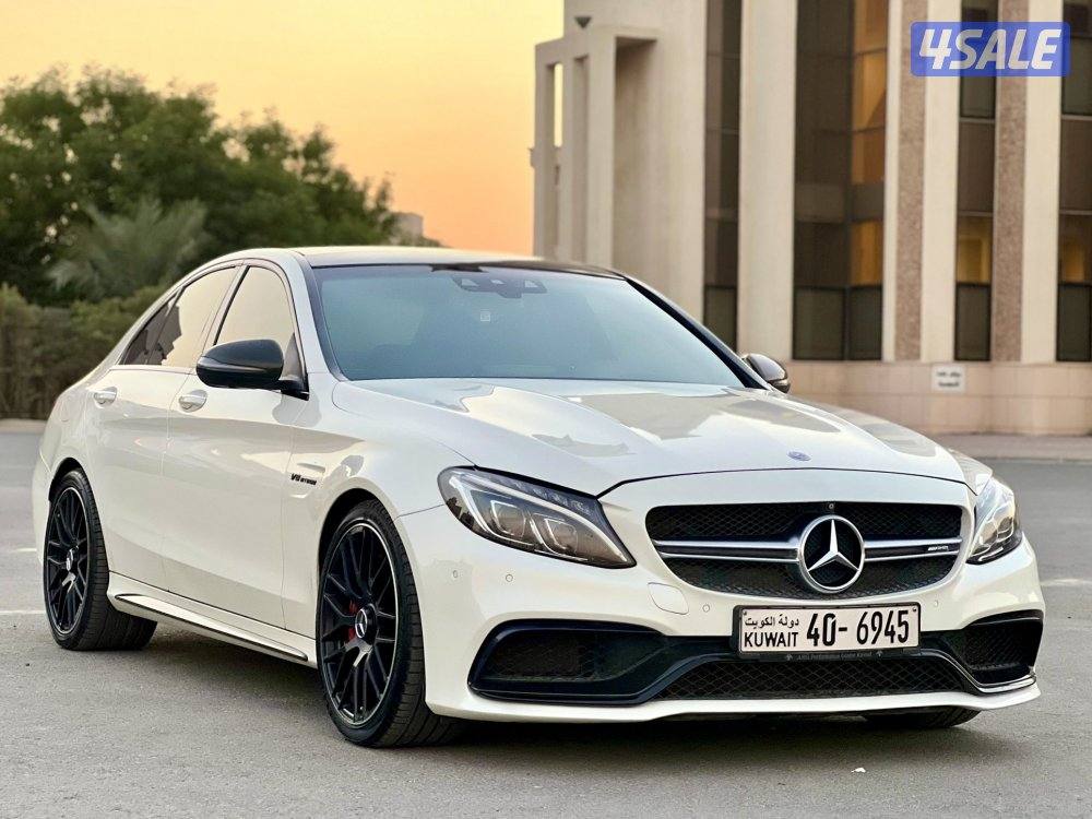 وكالة الكويت مالك اول بحالة ممتازه موديل ٢٠١٦ عداد  الف١٤٥2