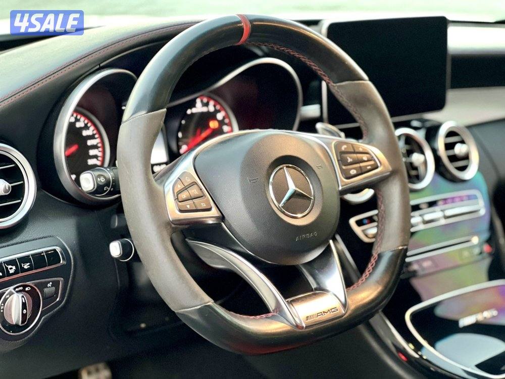 وكالة الكويت مالك اول بحالة ممتازه موديل ٢٠١٦ عداد  الف١٤٥6