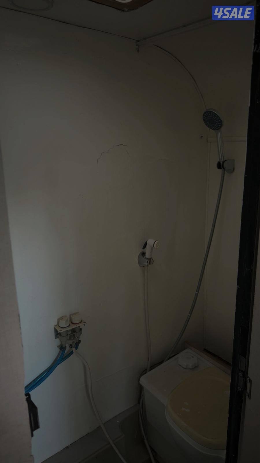 كرفان اوربي للبيع  التواصل وتساب3