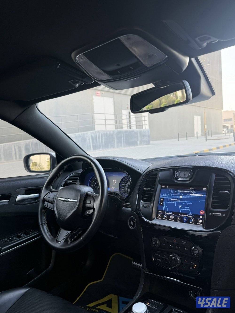 كرايزلر 300s 20216