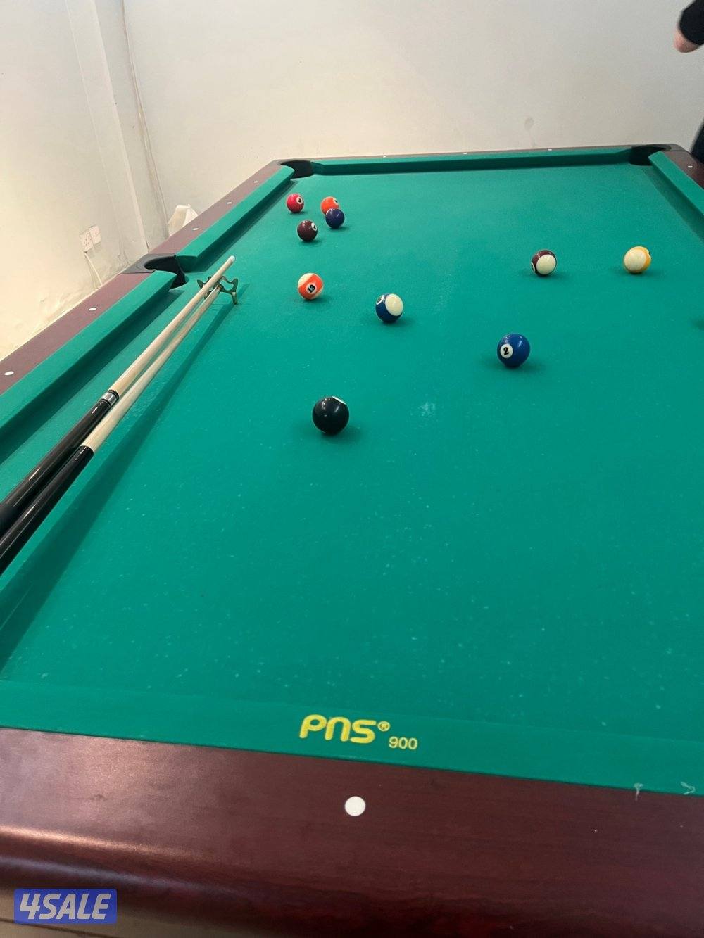 طاولة بلياردو مستعملة1