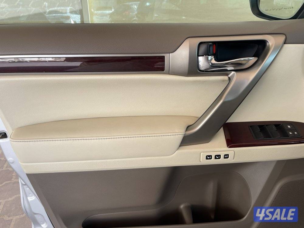 للبيع جيب لكزز موديل 2016 صبغ الوكاله سيرفس منتظم12