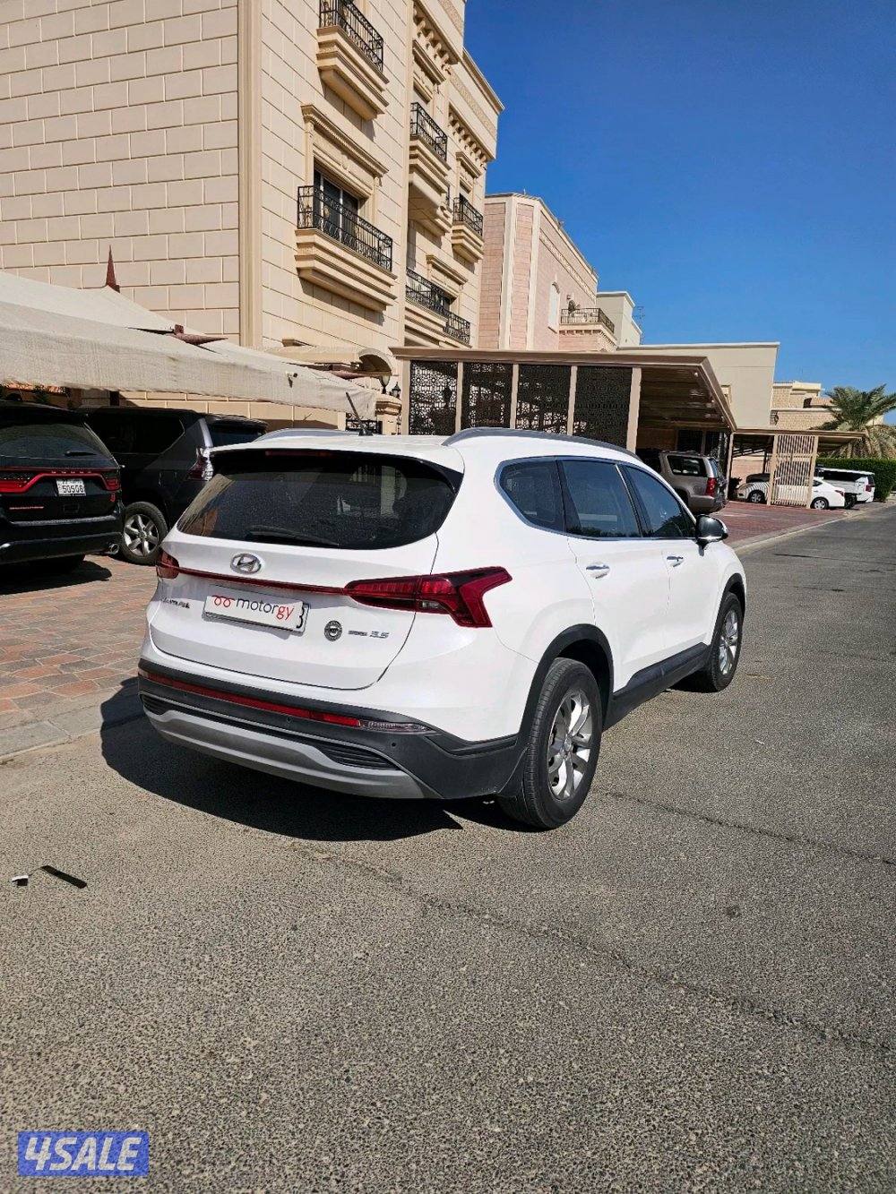 للبيع هيونداي سنتافي موديل 20213