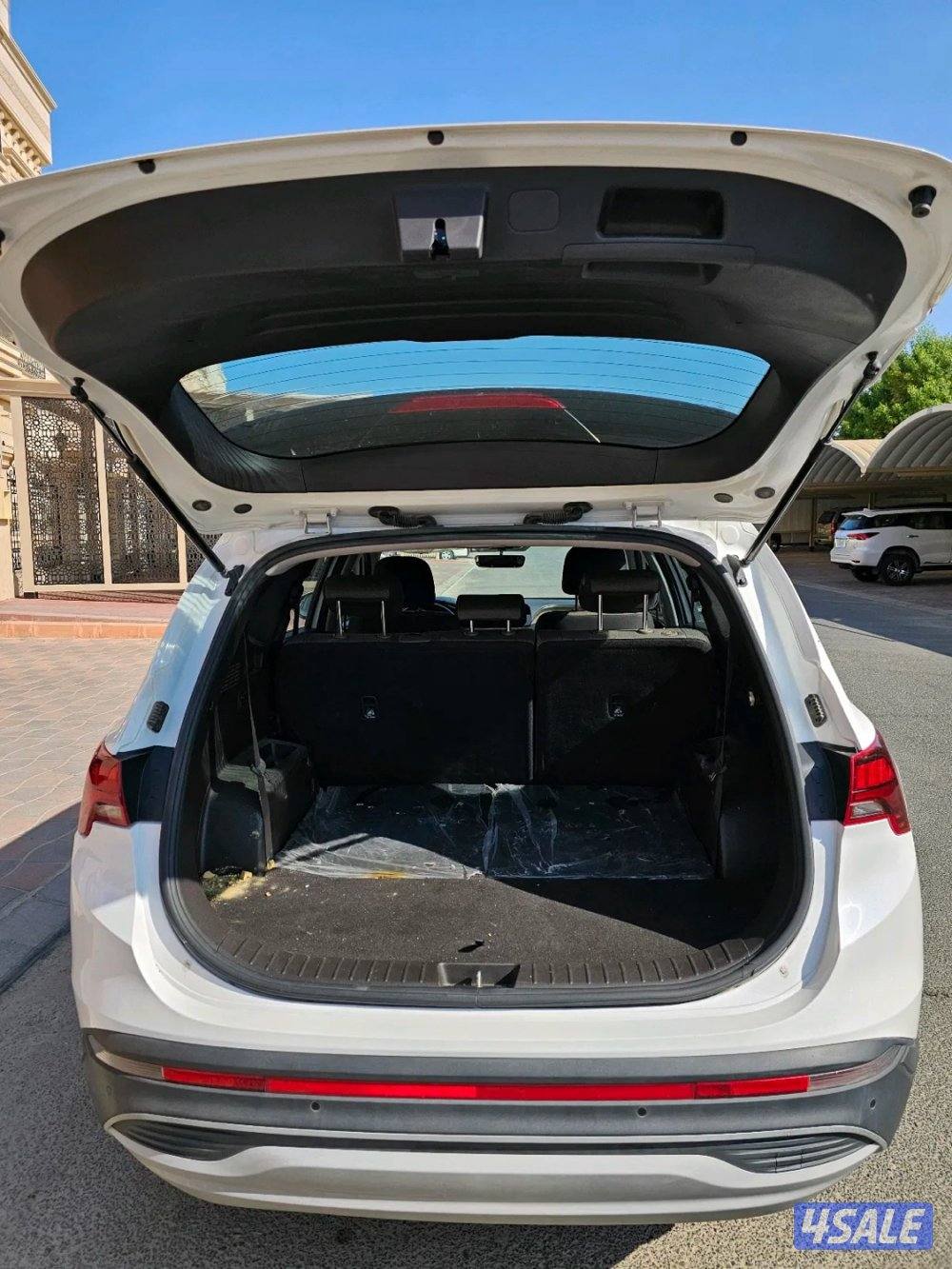 للبيع هيونداي سنتافي موديل 202112