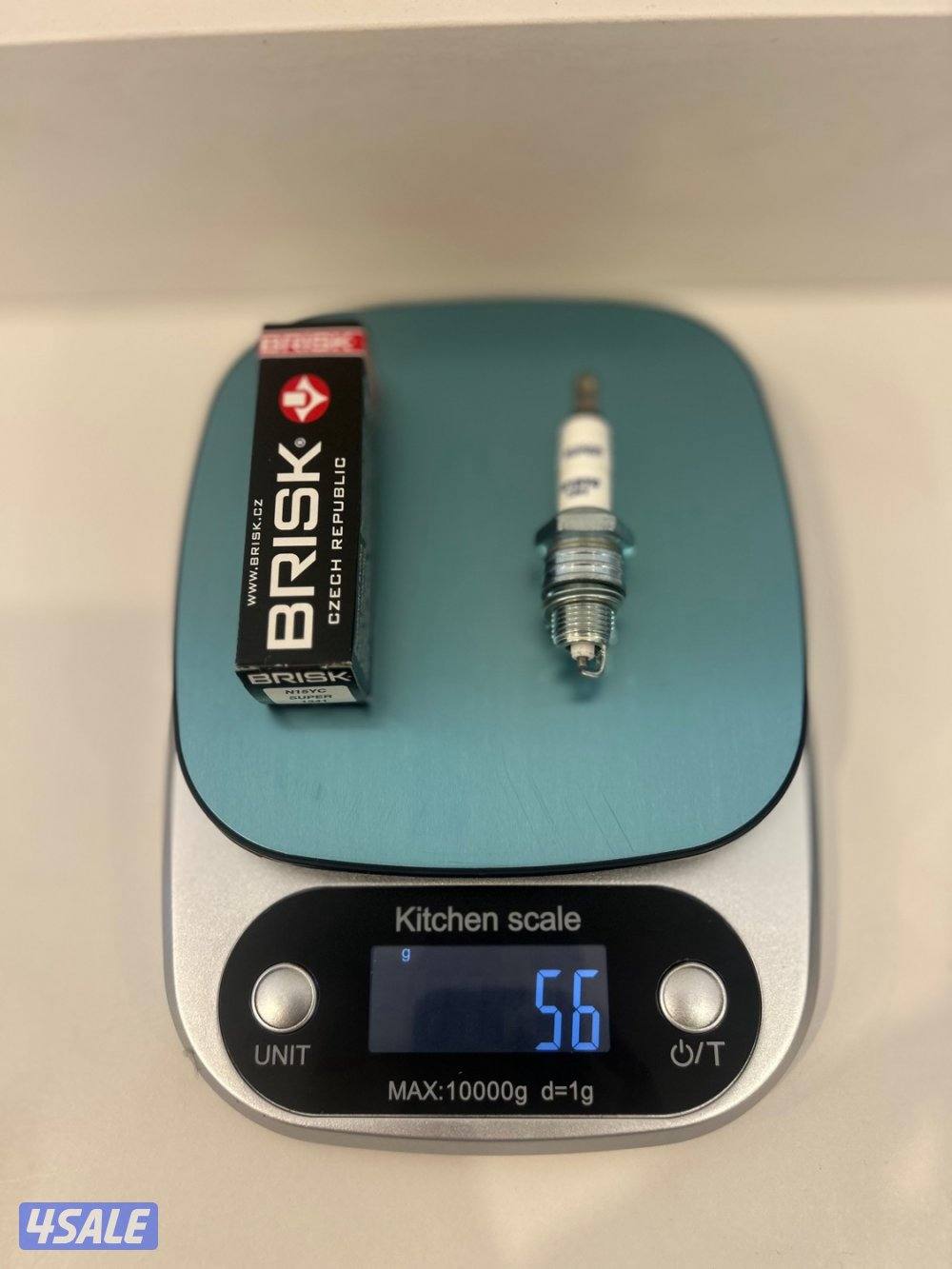 للبيع بلاكات شيكيه مقطوعه من السوق ( الكرتون١٠ حبات ) عرض خاص2