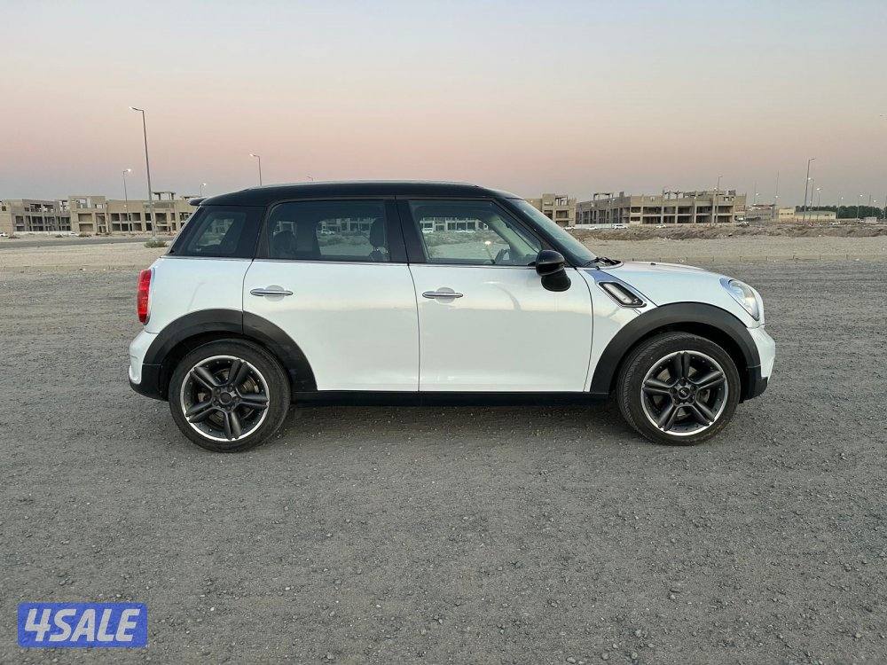 ميني كانتري مان S موديل  ٢٠١٦ بحالة الوكالة ماشي ٨٠ الف2