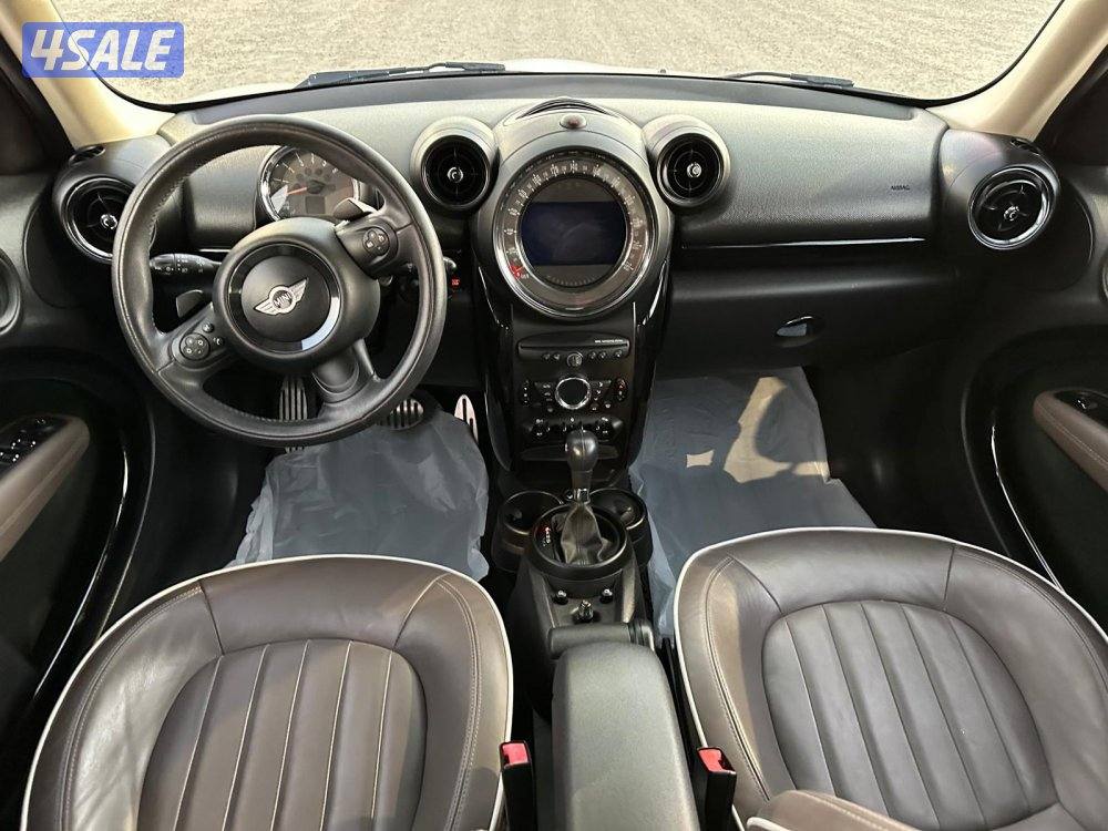 ميني كانتري مان S موديل  ٢٠١٦ بحالة الوكالة ماشي ٨٠ الف4