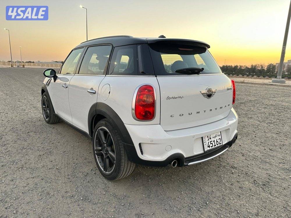 ميني كانتري مان S موديل  ٢٠١٦ بحالة الوكالة ماشي ٨٠ الف8