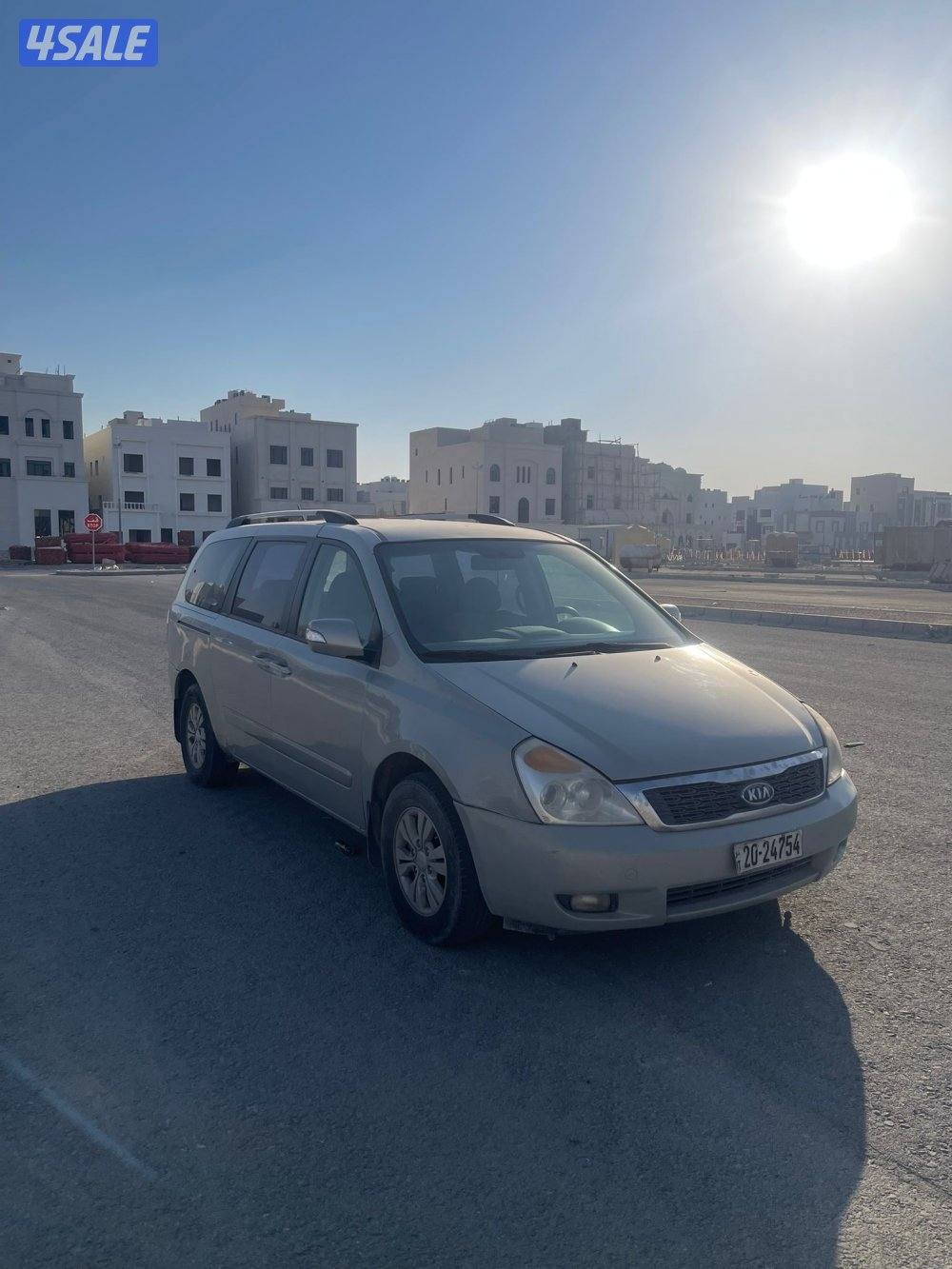 كيا كرنفال 2012 شرط الفحص المكينه تحت الكفاله2