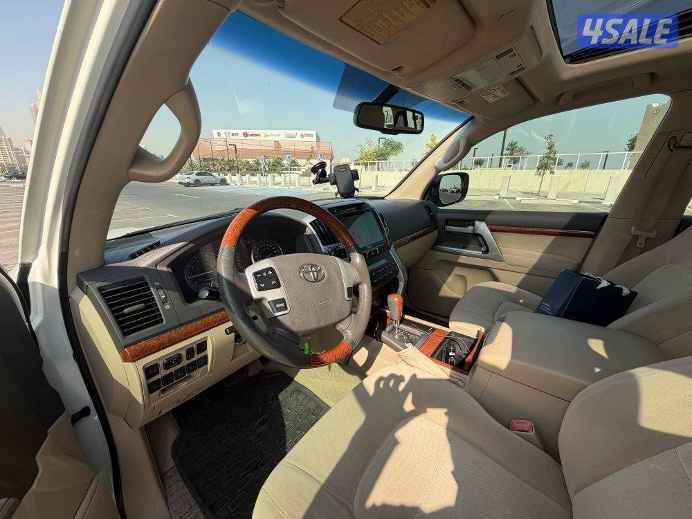 للبيع لاند كروزر 2014 سيرفس وكالة6