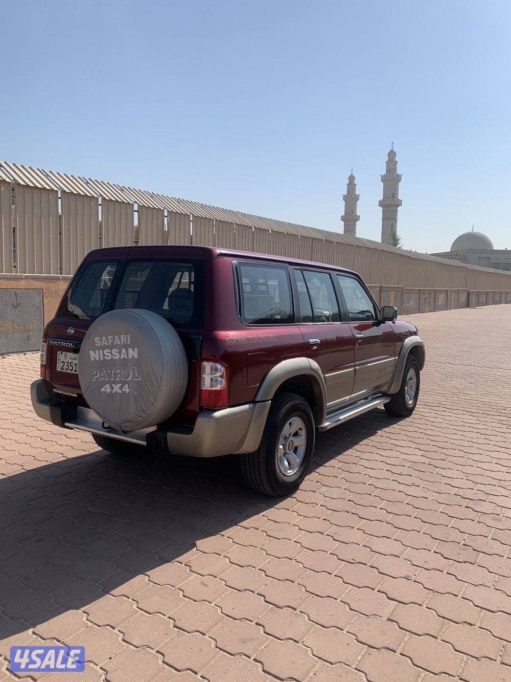 سفاري مديل ٢٠٠٠1