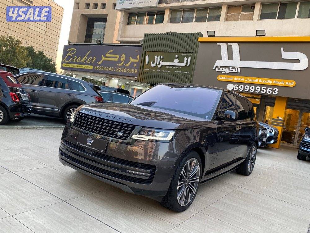 رنج روفرHSE LWB V8 موديل 2023 عداد 33 الف كيلو فقط تحت كفاله صبغ وكاله0
