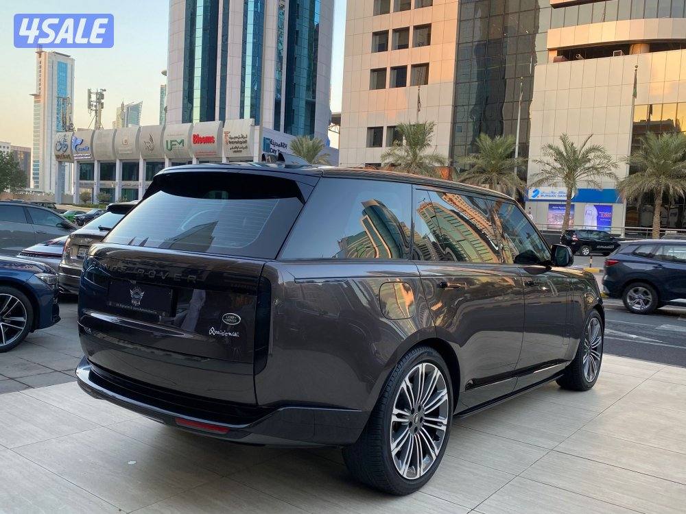 رنج روفرHSE LWB V8 موديل 2023 عداد 33 الف كيلو فقط تحت كفاله صبغ وكاله3