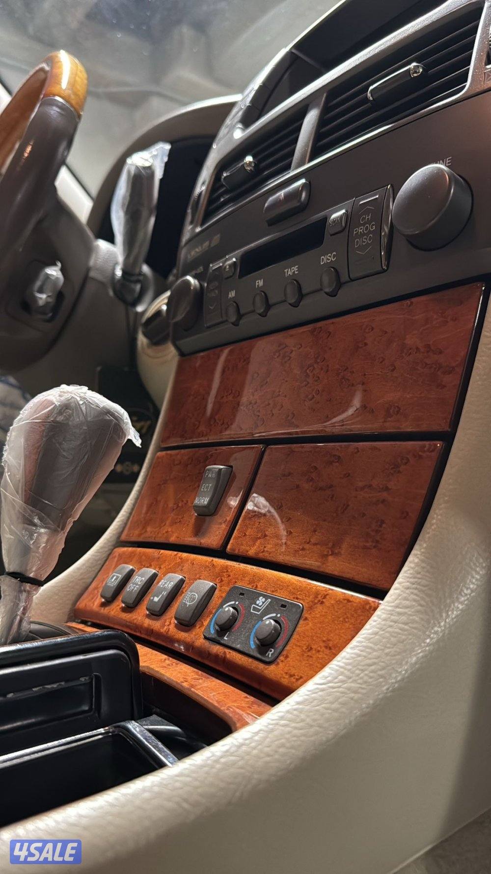 للبيع لكزس ٤٣٠ ل اس0