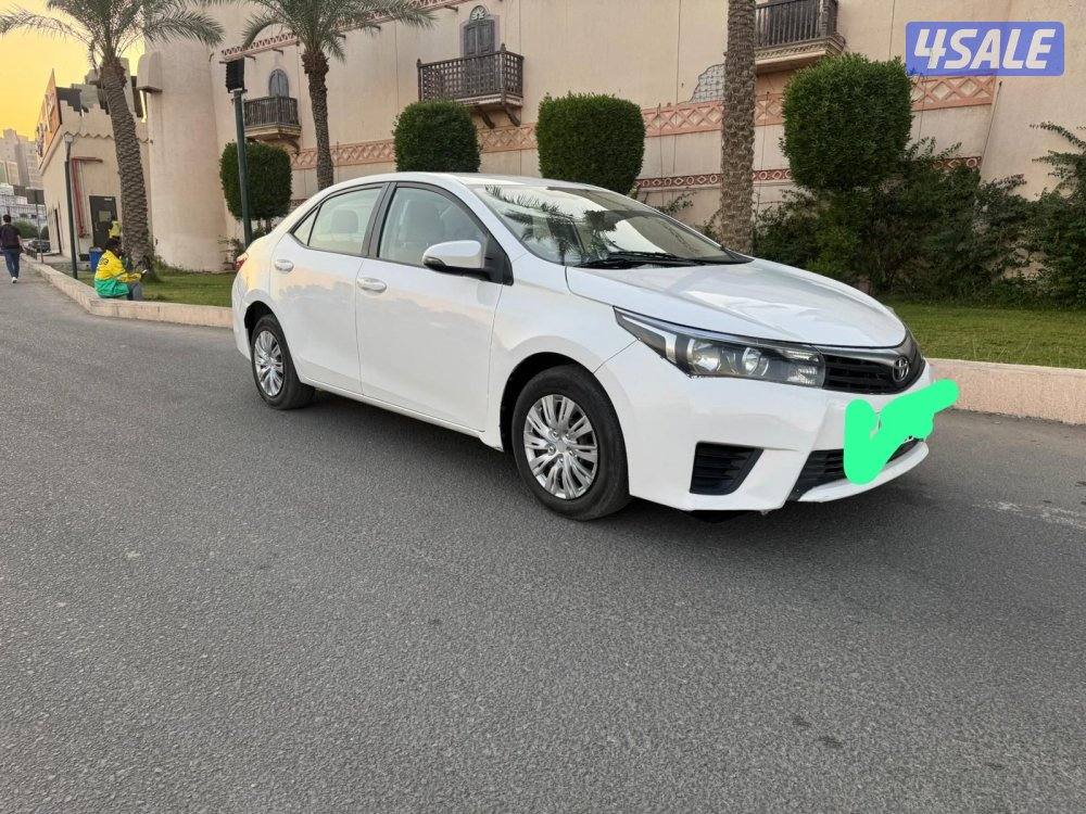 للبيع كرولا  2015! شرط الفحص ماكينه وجير وشاصي8