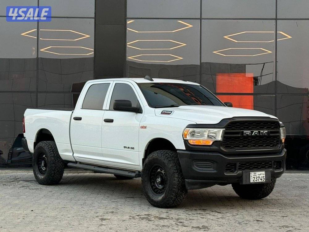 RAM 2500 HEMI 4*4 _2021 عداد 48 الف فقط0
