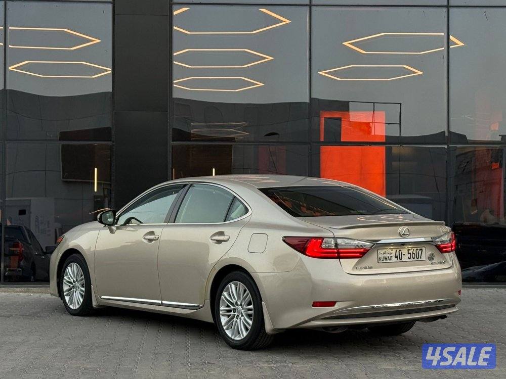 LEXUS ES350 _2016 عداد 54 الف فقط4