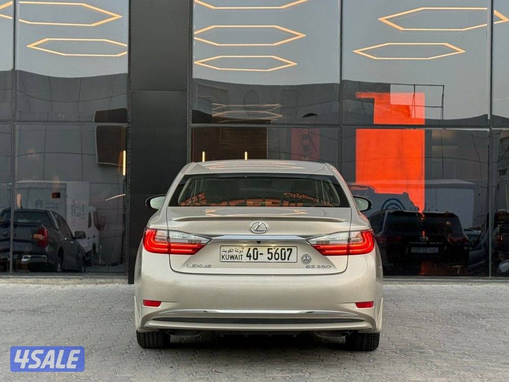 LEXUS ES350 _2016 عداد 54 الف فقط5
