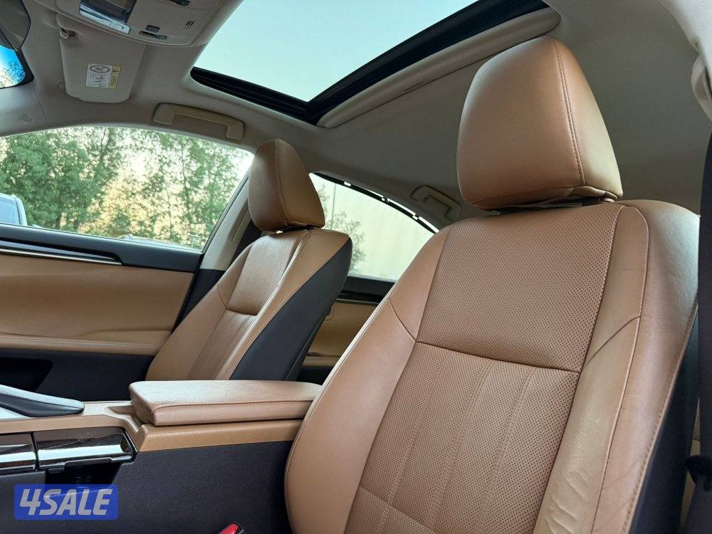 LEXUS ES350 _2016 عداد 54 الف فقط8