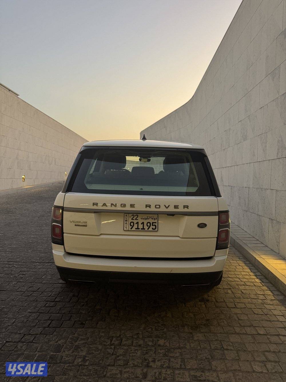 للبيع رينج روفر فوج ٢٠١٩ او بدل مع رينج روفر فوج٢٠٢٤.2