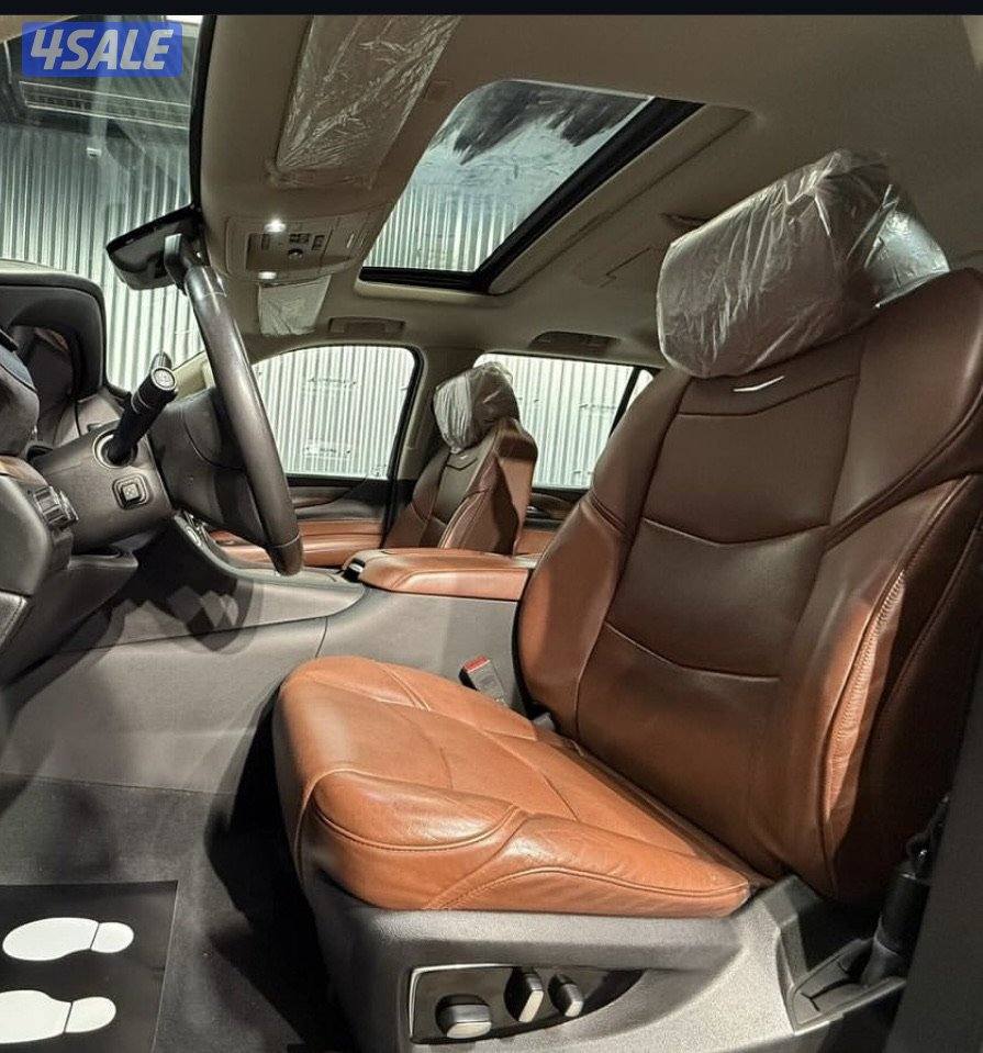 للبيع اسكاليد ٢٠٢٠ ماشي ٩٠ الف فقط شرط الفحص3