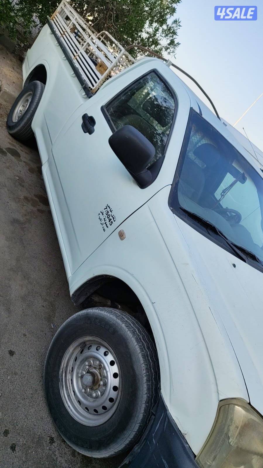 للبيع وانيت باب واحد شاصي طويل موديل 2006  مكينه 20142