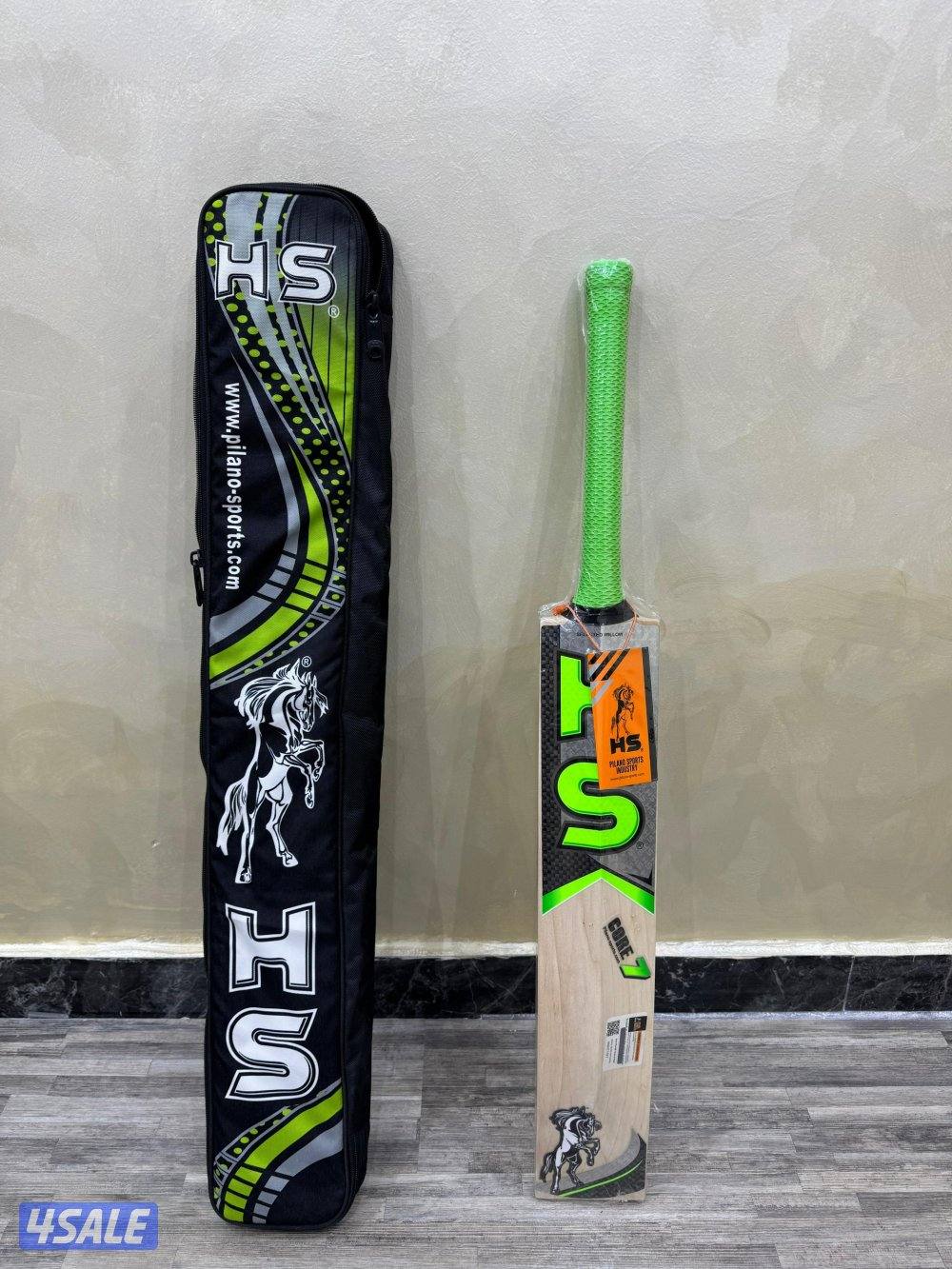 BRAND NEW Hs core 7 Cricket Bat
 
English Willow1