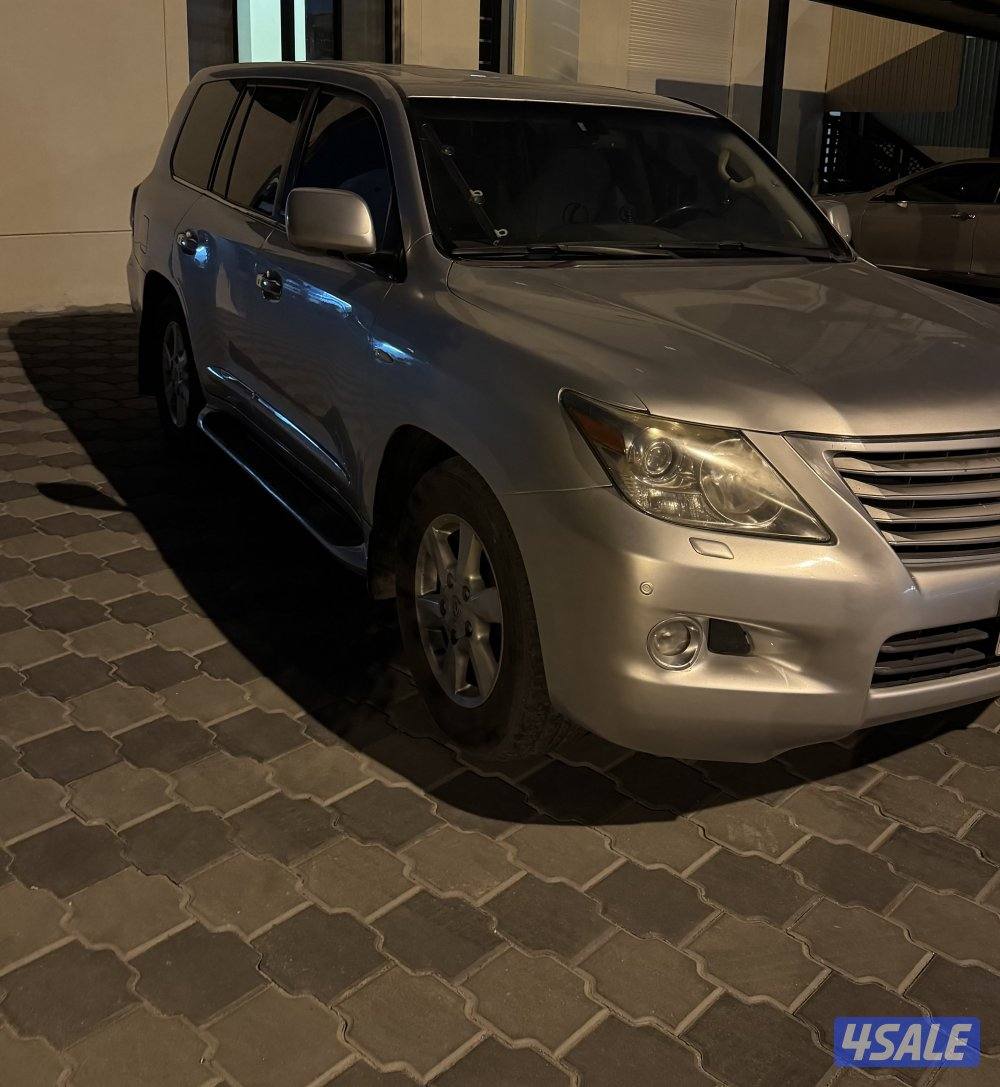 للبيع جيب لكزس LX 570  درجة اولى0