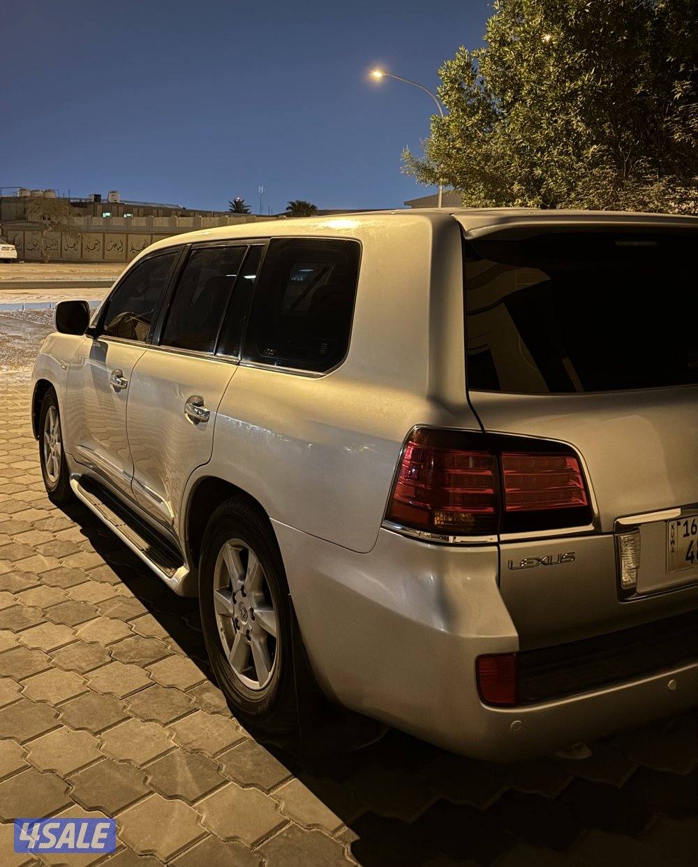 للبيع جيب لكزس LX 570  درجة اولى3