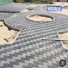 معلم بلاط متداخل وتنسيق حدائق6