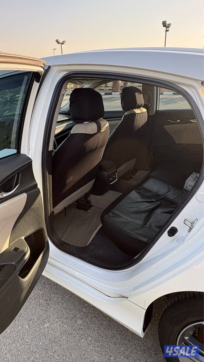 هوندا سيفيك كامل المواصفات 20204