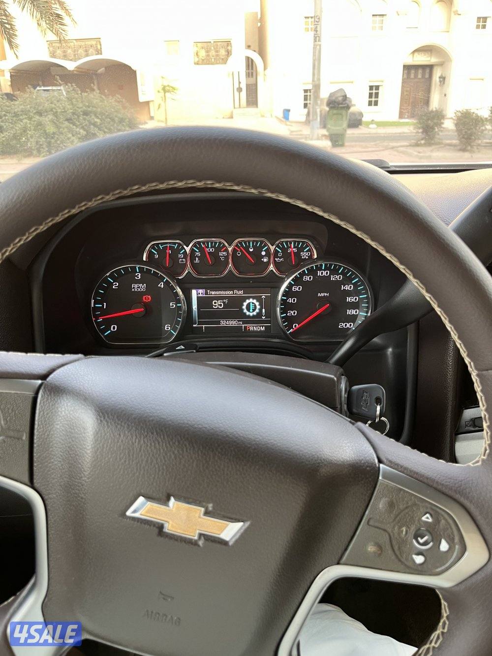 للبيع سلفرادو 20163