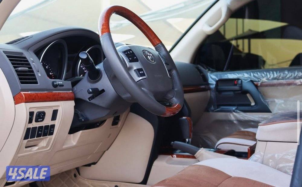 تويوتا لاندكروزر 2013 Gxr وكالة البحرين جاهزة للتصدير مع التخليص3