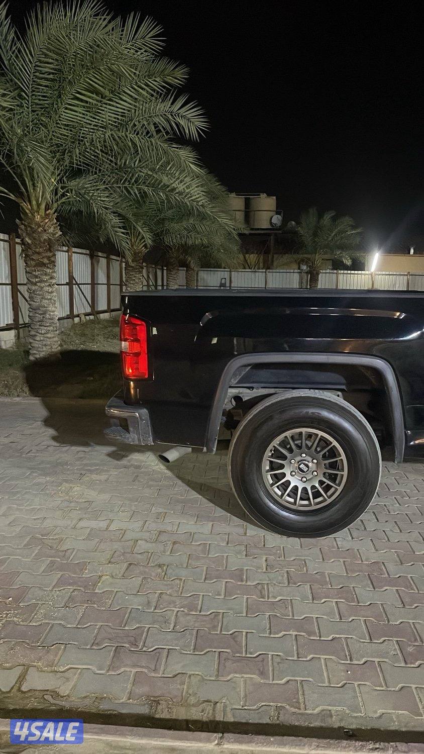 للبيع اربع رنقات برايد شرط لا مخرطه ولا قار نظيفه مع اربع بوالين حجم١٧0