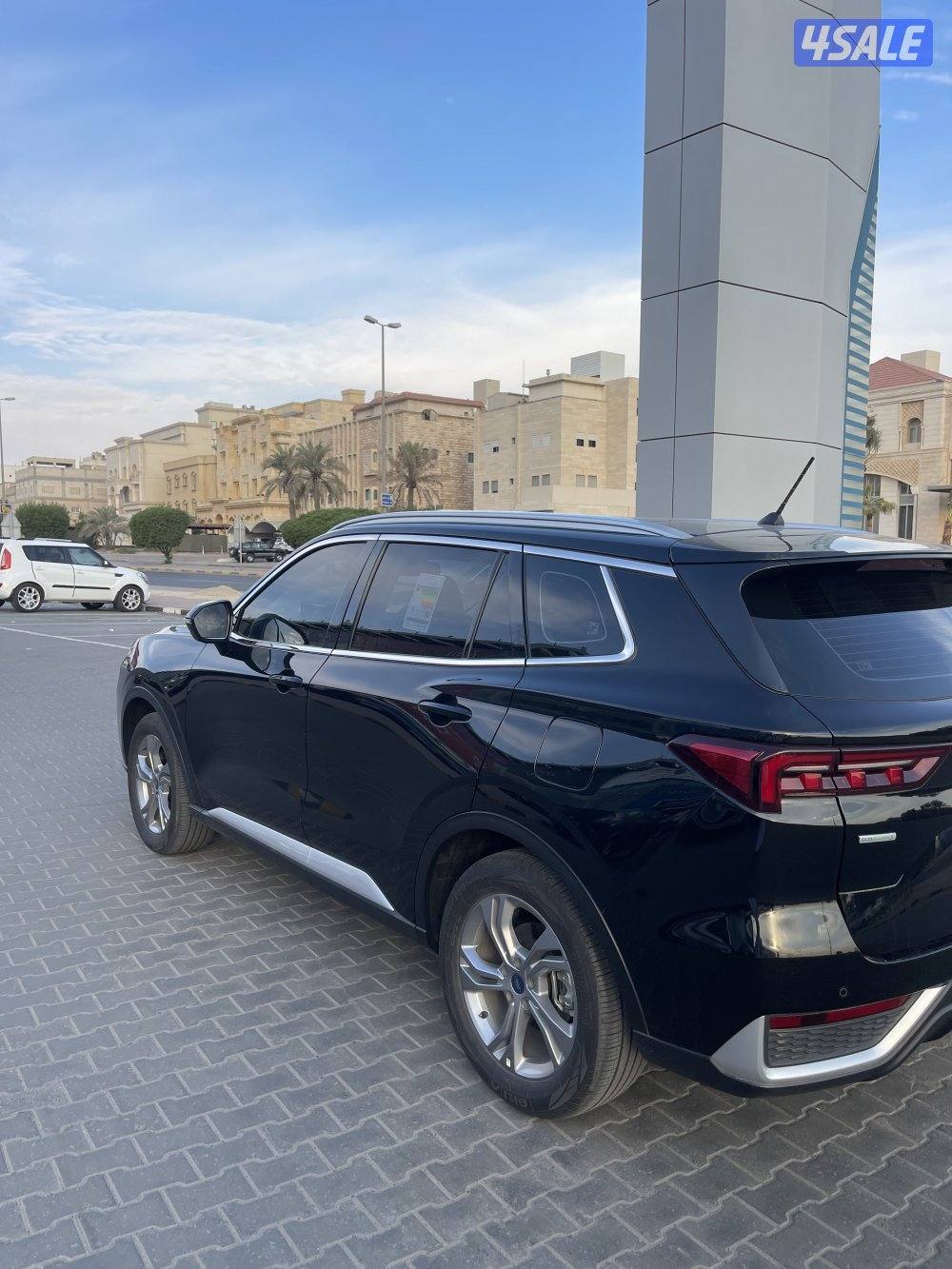 للايجار فورد تورتوري 2025 اعيان القسط 195شهريا4