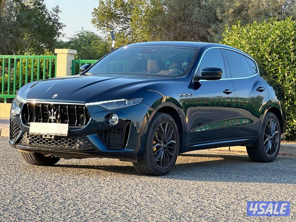 مازراتي ليفانتي 
موديل 2022 
عداد: ٦٠ الف0